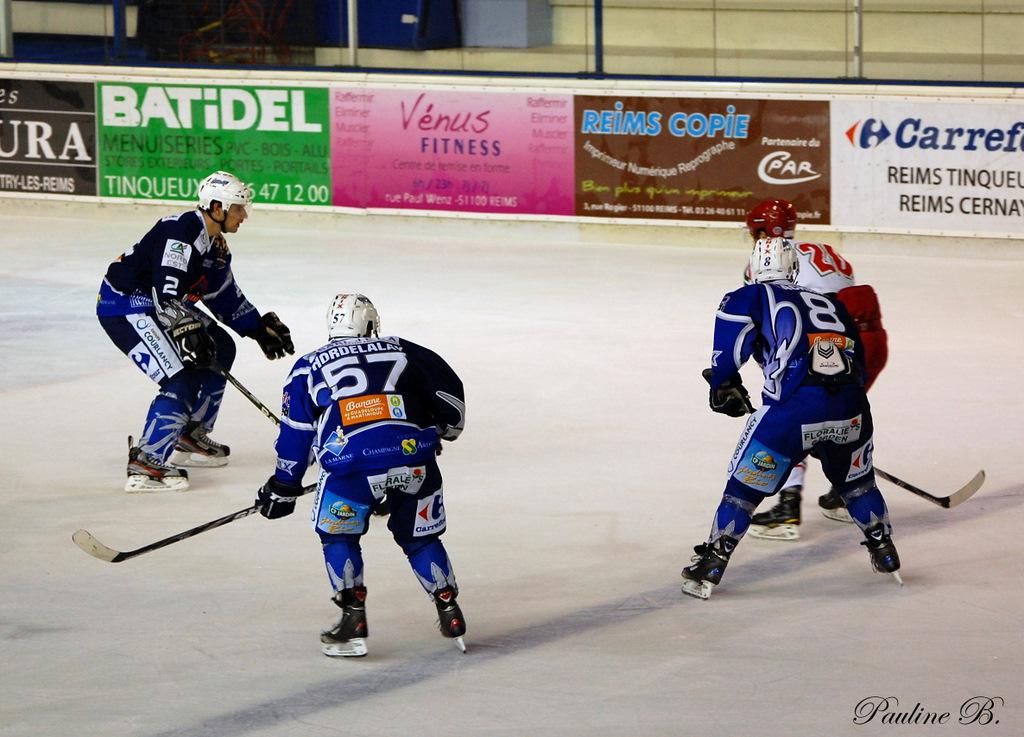 Reims 7 - 2 Courbevoie 