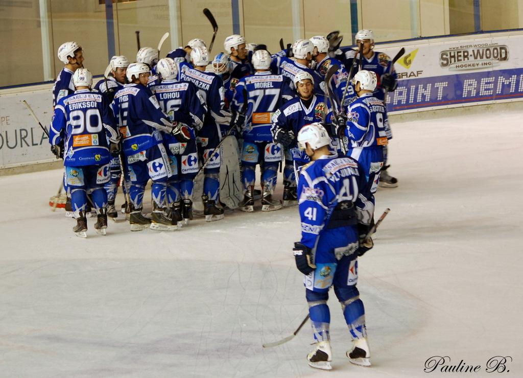 Reims 7 - 2 Courbevoie 