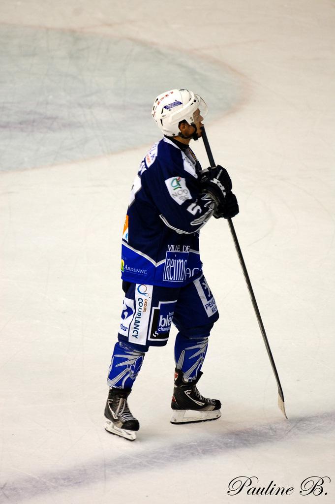 Reims 7 - 2 Courbevoie 
