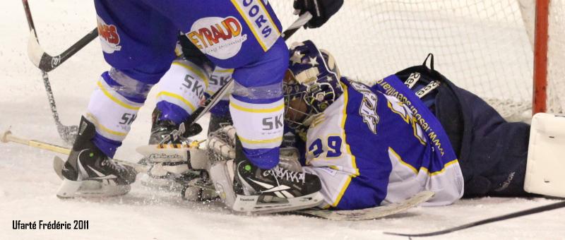 Villard-de-Lans 3 - 4 Grenoble 