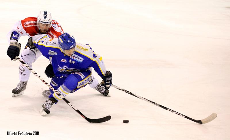 Villard-de-Lans 3 - 4 Grenoble 