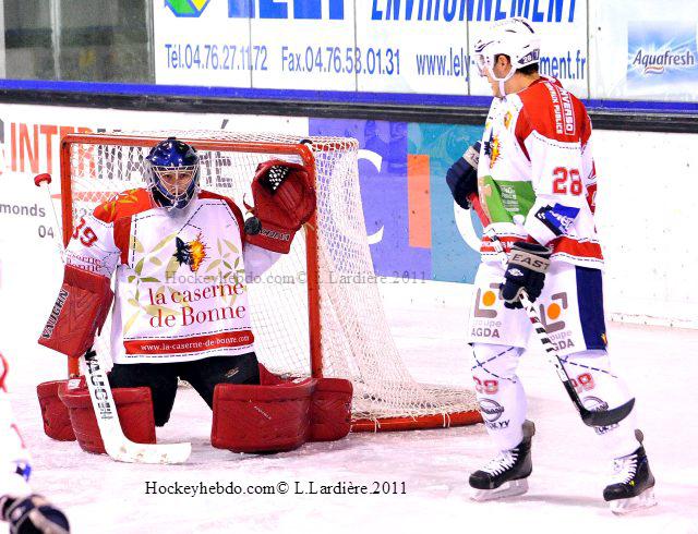 Villard-de-Lans 3 - 4 Grenoble 