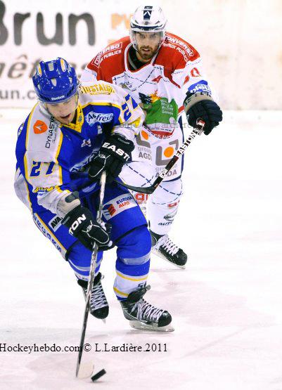 Villard-de-Lans 3 - 4 Grenoble 