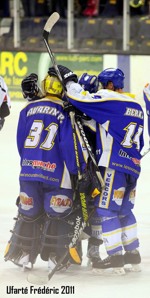 Villard-de-Lans 3 - 4 Grenoble 