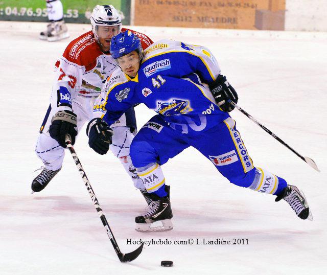 Villard-de-Lans 3 - 4 Grenoble 