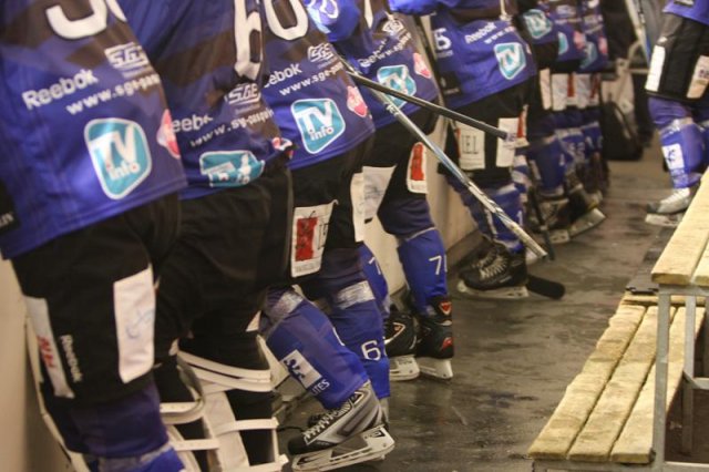 Photo hockey match Nantes - Clermont-Ferrand le 08/10/2011