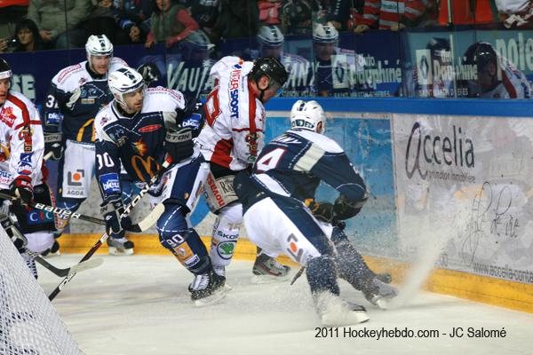 Grenoble  4 - 5 Morzine-Avoriaz