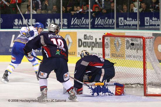 Grenoble  6 - 2 Villard-de-Lans