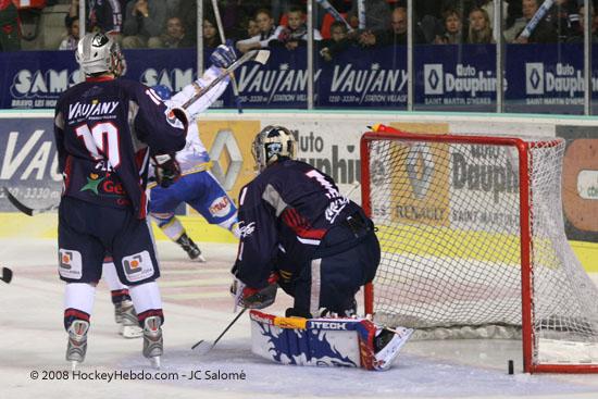 Grenoble  6 - 2 Villard-de-Lans