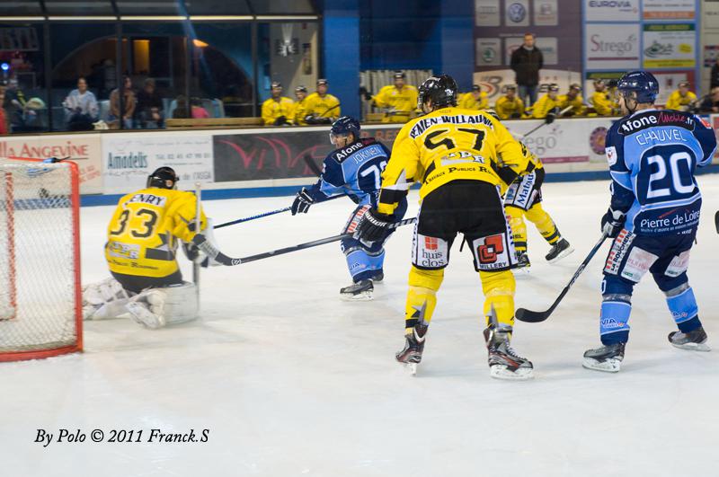 Angers  5 - 1 Rouen