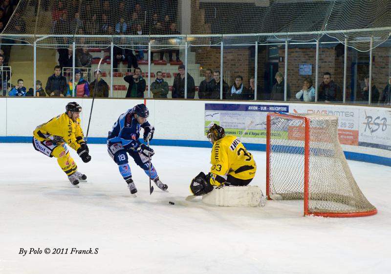 Angers  5 - 1 Rouen