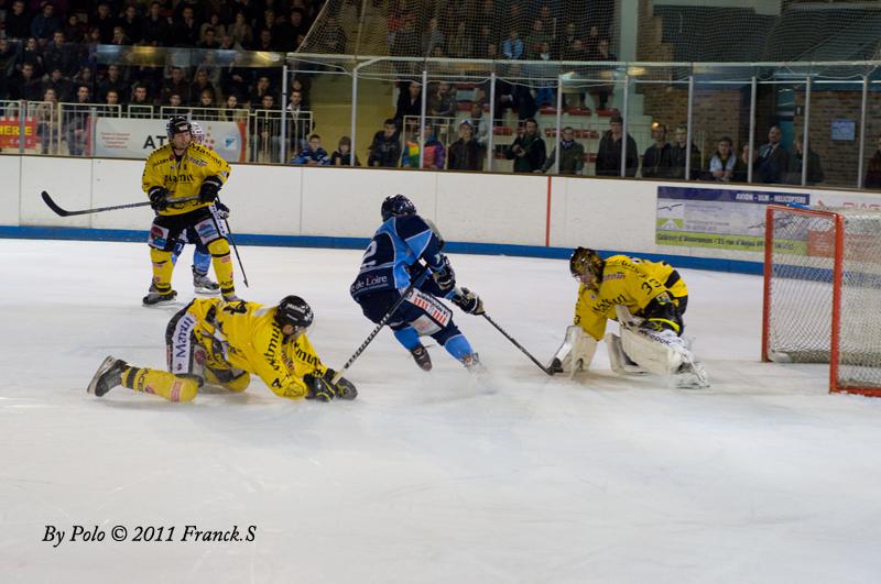 Angers  5 - 1 Rouen