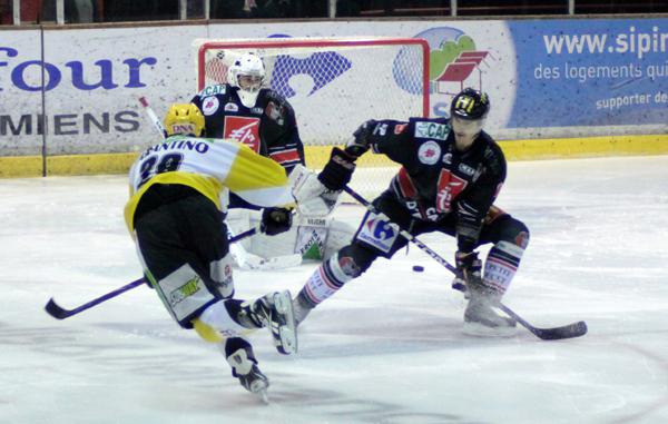 Amiens  4 - 2 Strasbourg 
