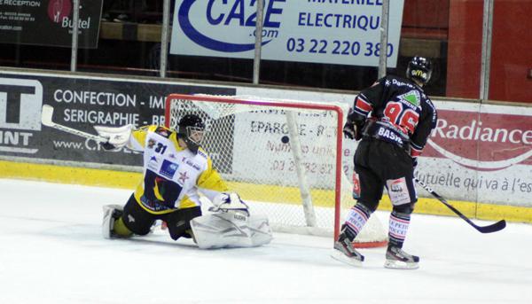 Amiens  4 - 2 Strasbourg 