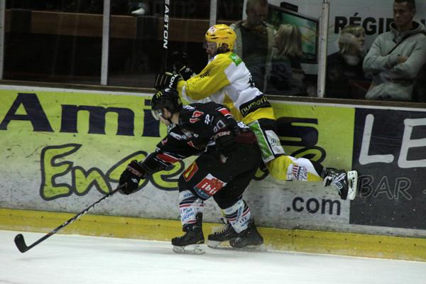 Amiens  4 - 2 Strasbourg 