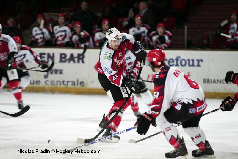 Briançon  6 - 0 Neuilly/Marne