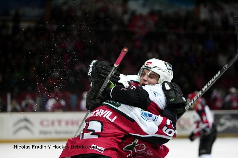 Briançon  6 - 0 Neuilly/Marne