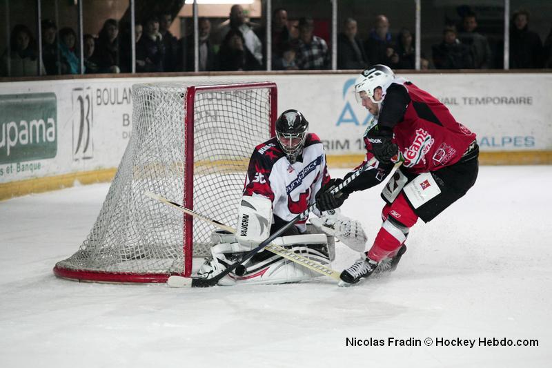Briançon  6 - 0 Neuilly/Marne