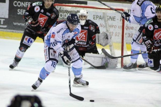 Photo hockey match Amiens  - Angers  le 22/10/2011