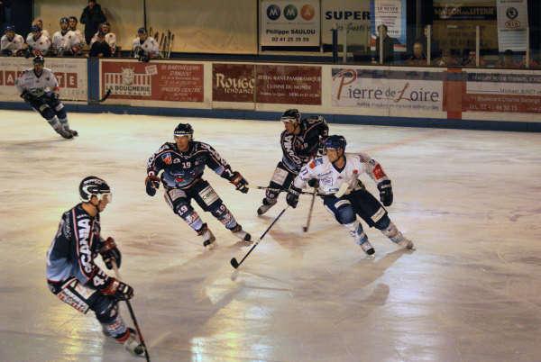 Angers  5 - 3 Dijon 