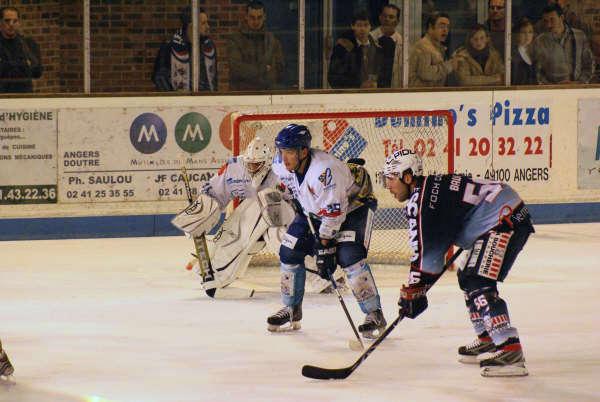 Angers  5 - 3 Dijon 