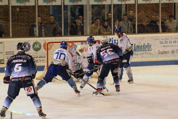 Angers  5 - 3 Dijon 