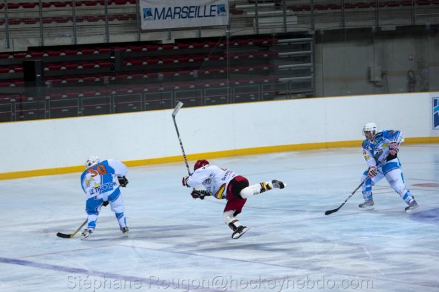 Photo hockey reportage D3 : Marseille vs Morzine en images