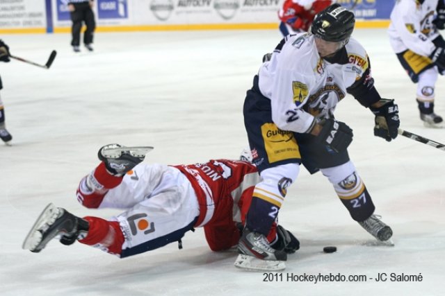 Photo hockey match Grenoble  - Chamonix  le 26/10/2011