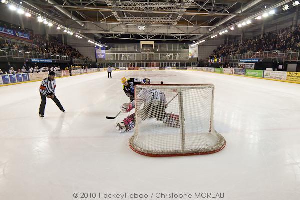 Strasbourg  2 - 1 Epinal 