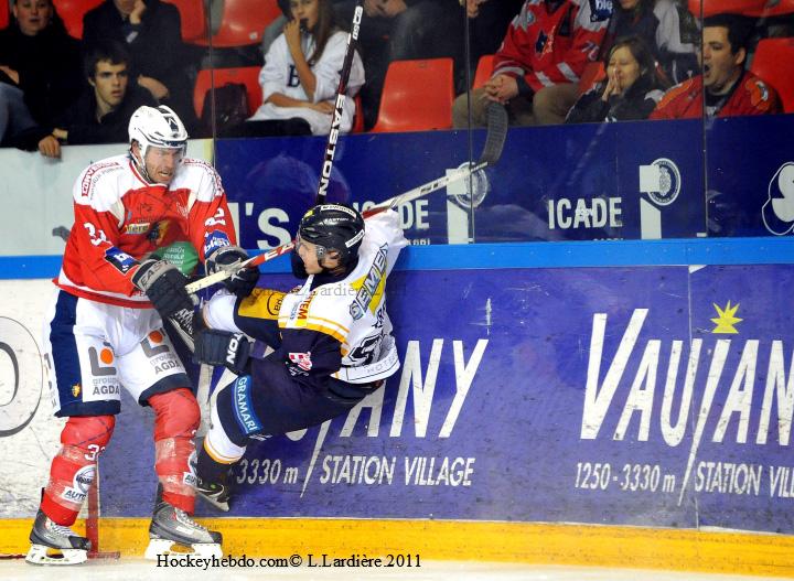 Grenoble  4 - 1 Chamonix 
