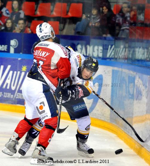 Grenoble  4 - 1 Chamonix 