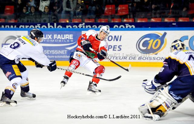 Grenoble  4 - 1 Chamonix 