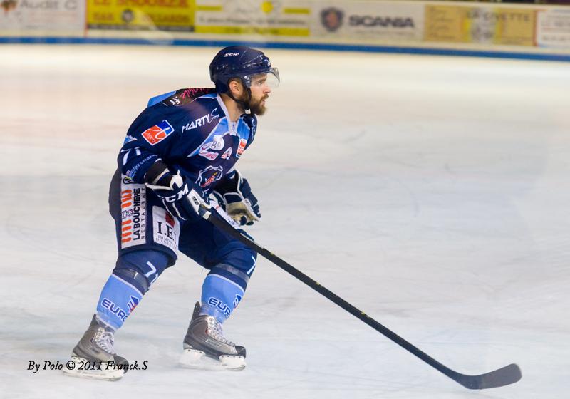 Angers  2 - 3 Rouen