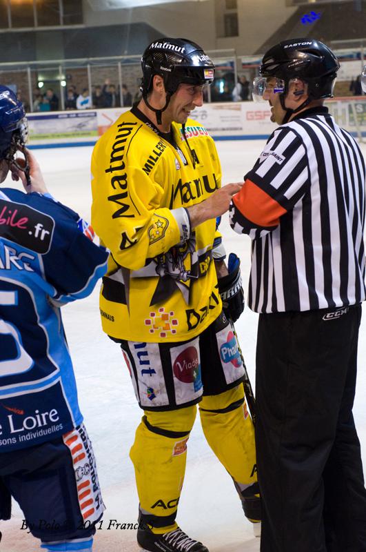 Angers  2 - 3 Rouen