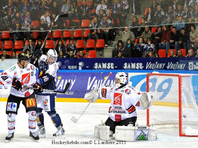 Grenoble  4 - 2 Amiens 