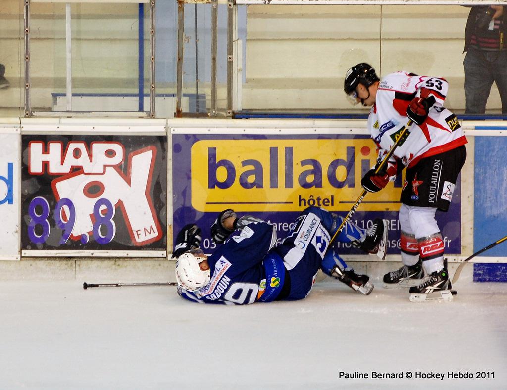 Reims 3 - 0 Mulhouse
