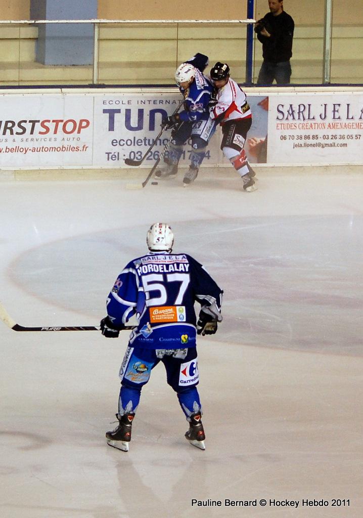 Reims 3 - 0 Mulhouse