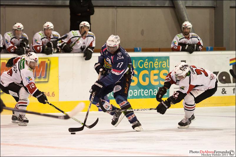 Epinal  2 - 3 Briançon 