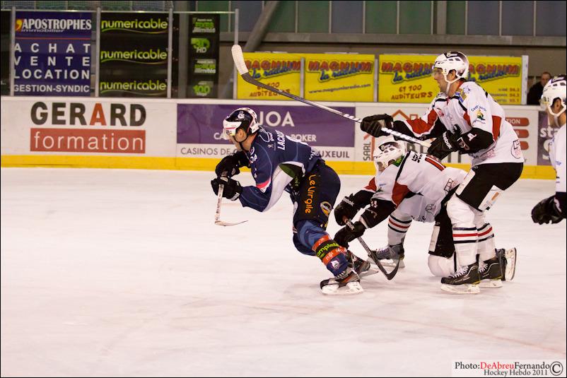 Epinal  2 - 3 Briançon 