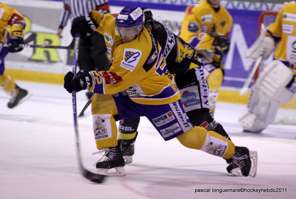 Rouen 4 - 2 Dijon 