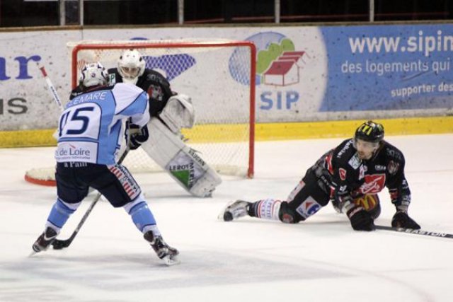 Photo hockey match Amiens  - Angers  le 01/11/2011