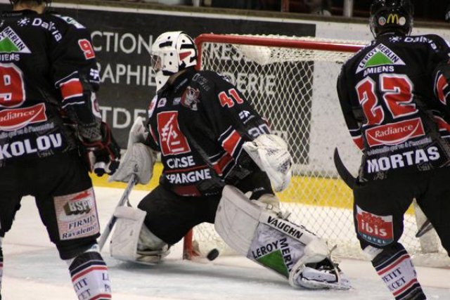 Photo hockey match Amiens  - Angers  le 01/11/2011