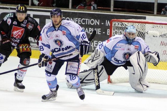 Photo hockey match Amiens  - Angers  le 01/11/2011