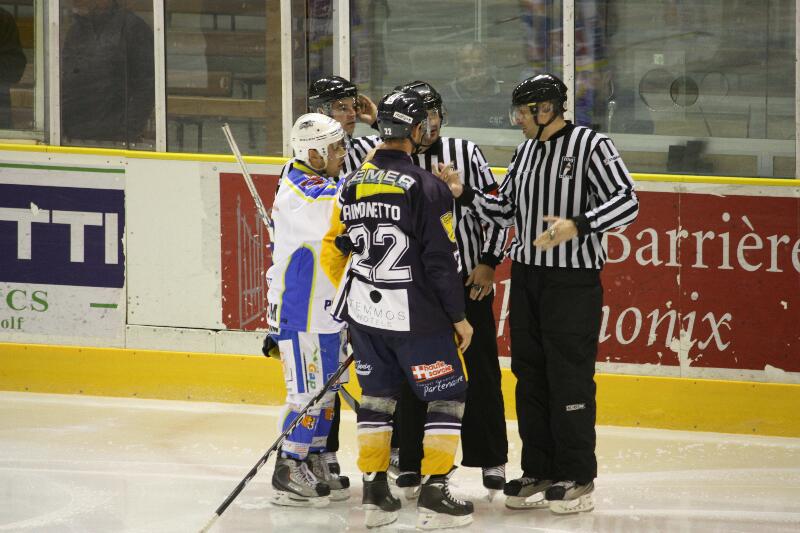 Chamonix  6 - 2 Gap 