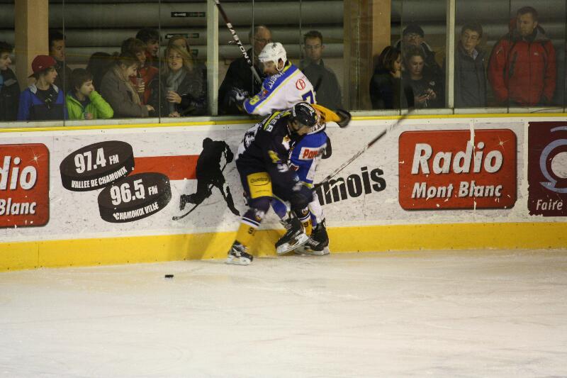 Chamonix  6 - 2 Gap 