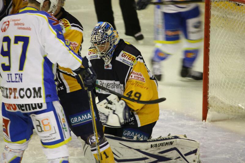 Chamonix  6 - 2 Gap 