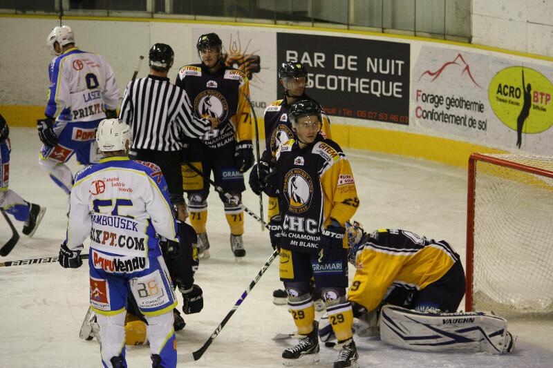 Chamonix  6 - 2 Gap 
