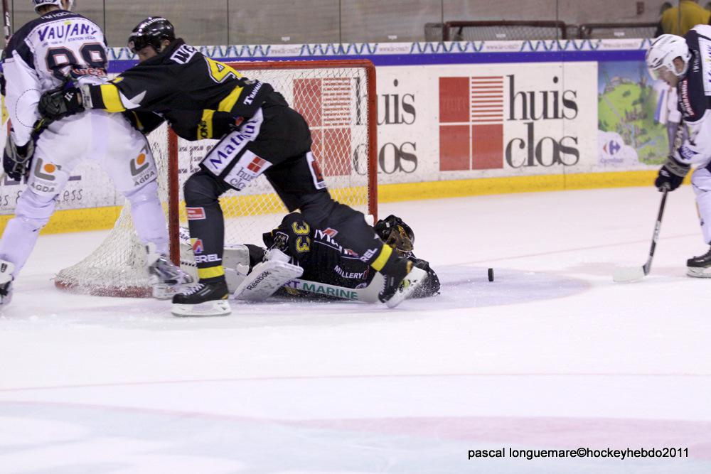 Rouen 5 - 3 Grenoble 