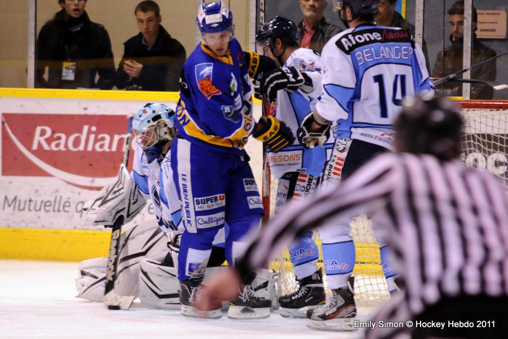 Dijon  3 - 6 Angers 