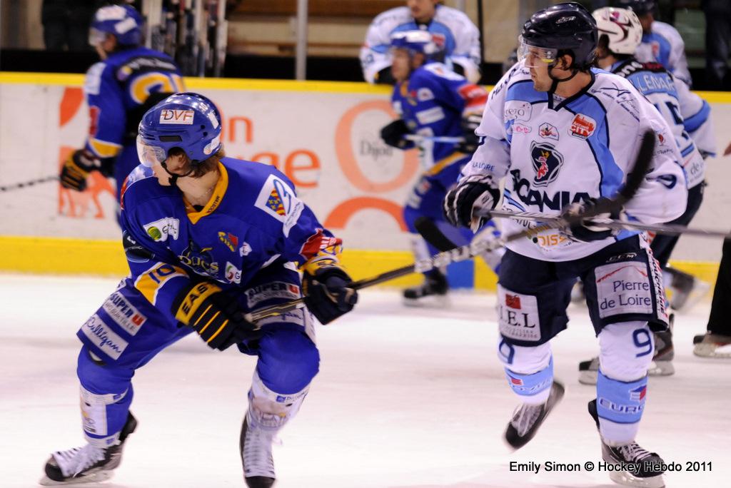 Dijon  3 - 6 Angers 